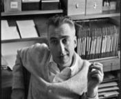 À partir d’archives, un vibrant (auto)portrait de Roland Barthes, décrypteur de signes passionné, écrivain et figure majeure du structuralisme en France, dont on fêtera le centenaire de la naissance le 12 novembre prochain.n