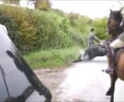 Two Three Counties sabs went out for a little look around as the Ledbury Hunt are still out cubbing at the moment. We found them near to Ashleworth, noticing that someone had come off their horse. We were about to offer assistance when an ambulance arrived, so we left them to it and went to find the hounds. For quite some time the hunt stayed inland and were difficult to pinpoint exactly as they hunted around the Corse Hill and Corse Grove areas (which you may recognise the names of from during