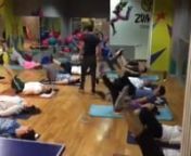 Egzersiz yapmak sizi her daim mutlu ve zinde hissettirecektir.nÖzellikle #pilates, #yoga gibi grup dersleri sizi çok fazla yormadan tüm kaslarınızn çalışmasına yardımcı olur.nGrup dersleri fitinclass.com&#39;da!
