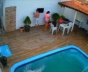 Garota de 13 anos é sugada por ralo de piscina, fica 2 minutos submersa e é salva no Piauí_1 from sugada