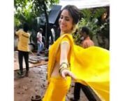 Ankita Lokhande shines bright in a yellow saree. Ankita is finally back on TV and her fans are ecstatic. The actress could be seen galloping happily on the sets of her show Pavitra Rishta 2.0 in a beautiful yellow saree. Ankita also tried her hands in films with Manikarnika and Baaghi 3 before returning to television. Watch the video to marvel at the gorgeous actress.