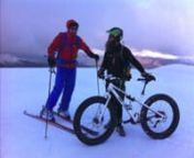 1st ride on snow for me and my Fat Bike. I&#39;m having a hoot riding this bike and training for a race in Arctic Lapland in February 2013 http://www.rovaniemi150.comnnHad a beautiful day in the Lake District riding up from Ullswater on to the Helvellyn ridge and down Sticks Pass. It&#39;s not everyday that you get to share the trail with skiers.nnBike: On One Fatty http://www.on-one.co.uk/i/q/CBOOFATX5/on_one_fattynnSong: Dolla by Angelin Tytot