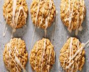 Pumpkin oatmeal cookies combine the best of both worlds: all the delicious flavor of a pumpkin pie in the format of an oatmeal cookie.