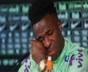Vinícius broke down in tears during a press conference ️ from jaba 15kb games down