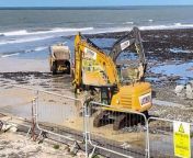 Clearing work continues on Aberaeron beach from beach massage