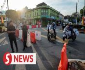 Some 40,000 voters in Kuala Kubu Baharu in Selangor will go to the polls on May 11 to elect their new assemblyman after the death of former state lawmaker Lee Kee Hiong.&#60;br/&#62;&#60;br/&#62;Nomination Day is on Saturday (April 27), with early voting on May 7.&#60;br/&#62;&#60;br/&#62;Read more at https://shorturl.at/rI135&#60;br/&#62;&#60;br/&#62;WATCH MORE: https://thestartv.com/c/news&#60;br/&#62;SUBSCRIBE: https://cutt.ly/TheStar&#60;br/&#62;LIKE: https://fb.com/TheStarOnline