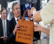 Antony Blinken buys Taylor Swift album during Beijing record store visit from 1 show in record dance