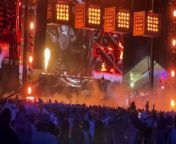 Morgan Wallen sings “Everything I Love” during Stagecoach 2024!! from arjit sing palak m