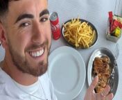 A Brit flew to Portugal and bought peri peri chicken all for less than £15 - cheaper than the cost of his usual Nando&#39;s order.&#60;br/&#62;&#60;br/&#62;Callum Ryan, 23, usually orders a butterfly chicken, peri salted chips and garlic bread from the fast food chain and wondered if he could get it cheaper elsewhere.&#60;br/&#62;&#60;br/&#62;He booked a flight from London Gatwick to Faro, Portugal, with Whizz Air - costing him £8.99.&#60;br/&#62;&#60;br/&#62;Once he landed in Portugal, Callum went to Frango Piri Piri in Albuferia, Portugal - where he got half a chicken for just £3.45.&#60;br/&#62;&#60;br/&#62;In total, Callum spent £12.44 on the flight and lunch which was cheaper than his £15 Nando&#39;s order.