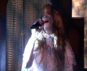 Florence + the Machine presentan su tema&#92;