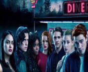 So it may be just a coincidence, but it’s probably not, because well, this is Riverdale we’re talking about, and if you’ve jumped on the Riverdale train (and if you haven’t, then what have you been doing?), you’d know that anything that can go wrong probably will.