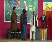 Azeem Vicky and Nida Khan With Zulfi and Waseem Dar New Stage Drama Tak Taka Tak (1)